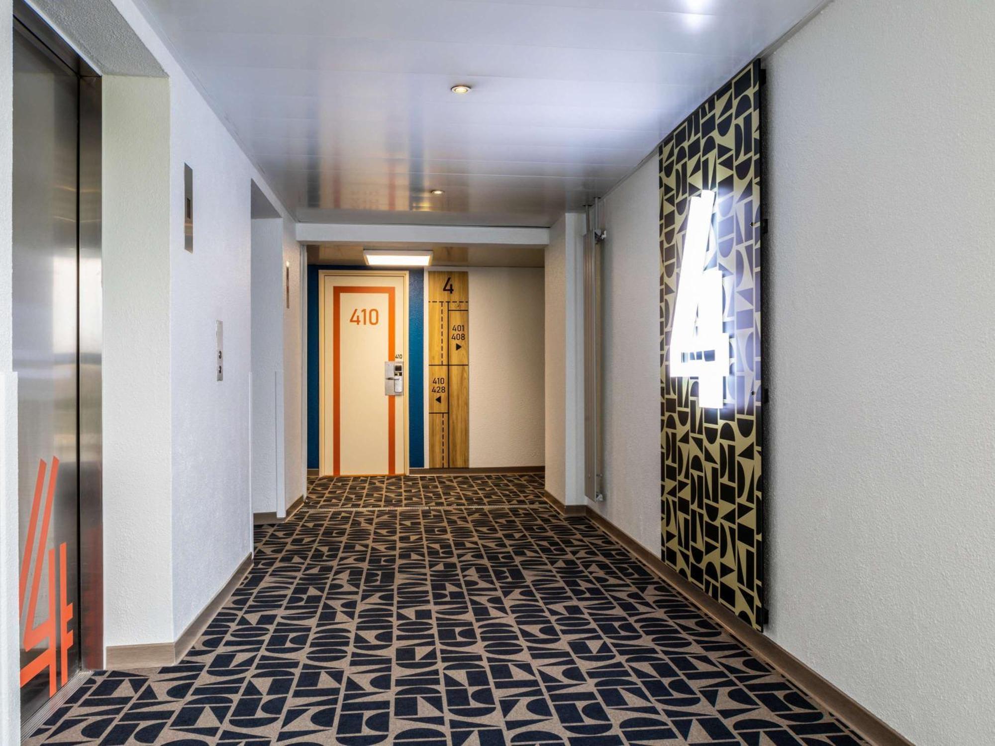 Ibis Budget Paris Porte De Montreuil Montreuil  Exterior foto